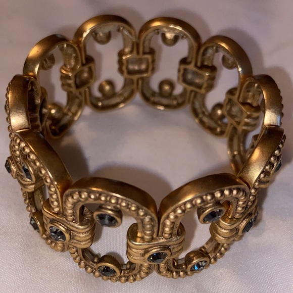 Unique Bracelet - Picture 3 of 3